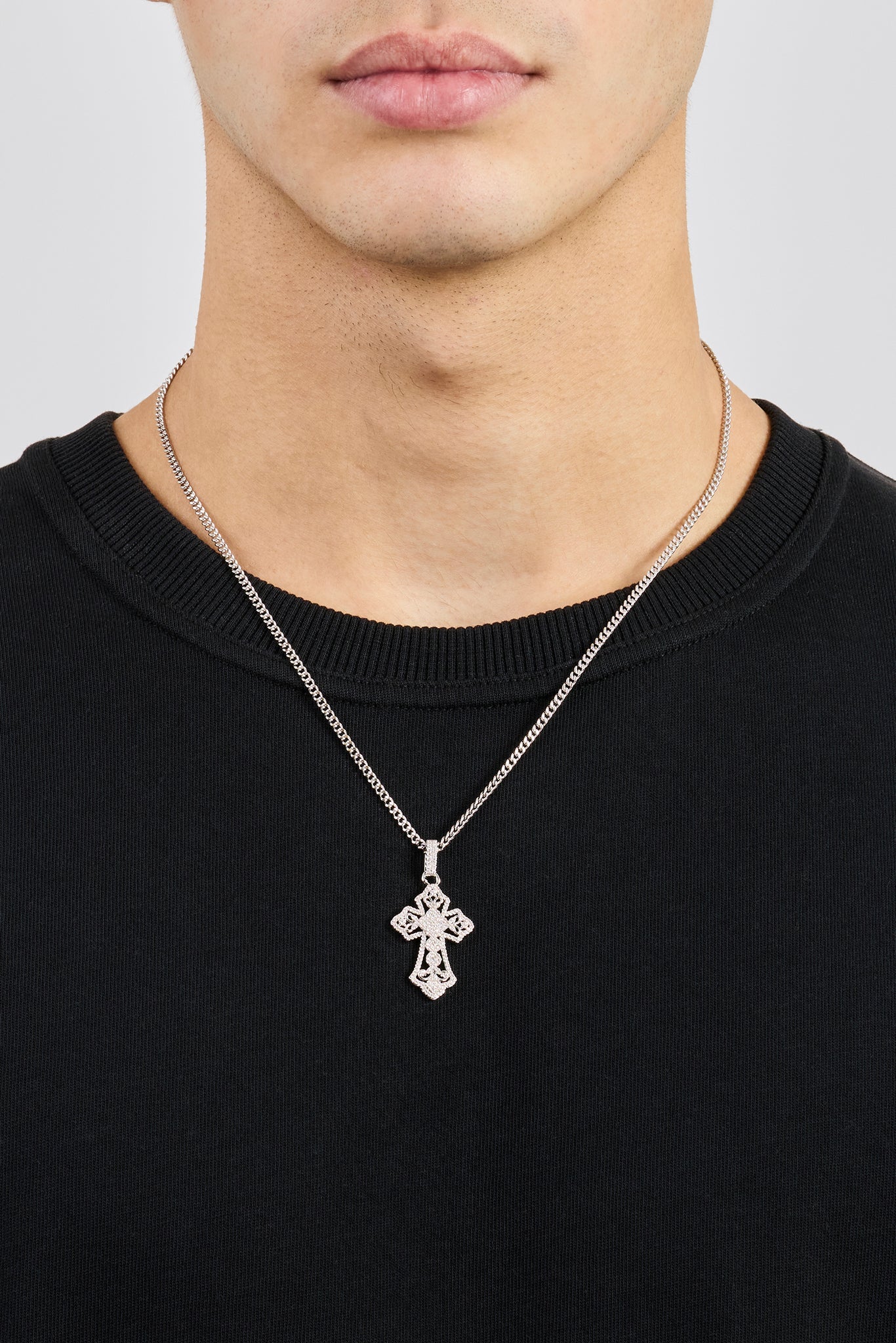 Detailed Cross Pendant Necklace - 20mm - White